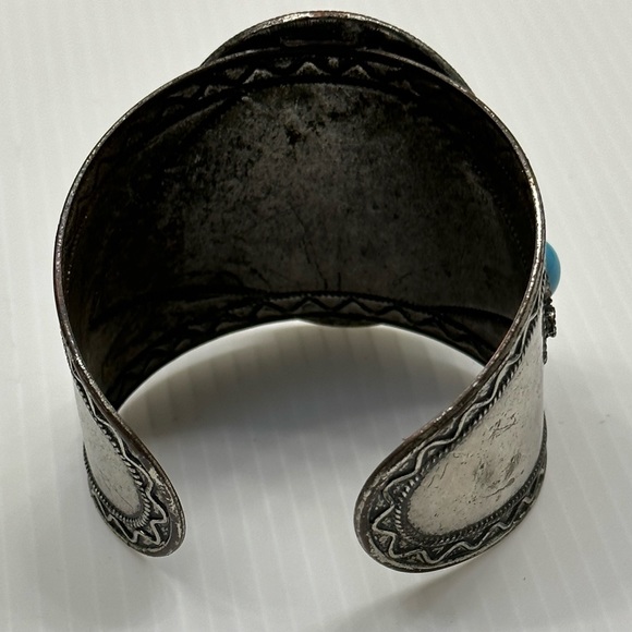Faux Turquoise Stones Cuff Bracelet with Viking Theme - Picture 3 of 11